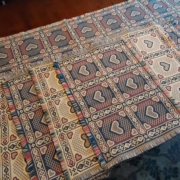 🌺 NEW Table Runner + 6 Placemats Set (Reversible) - Picture 4 of 10